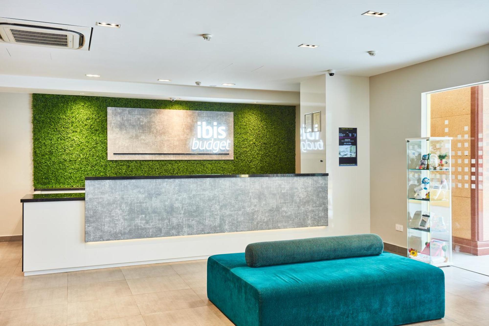Ibis Budget Singapore Emerald Exterior photo